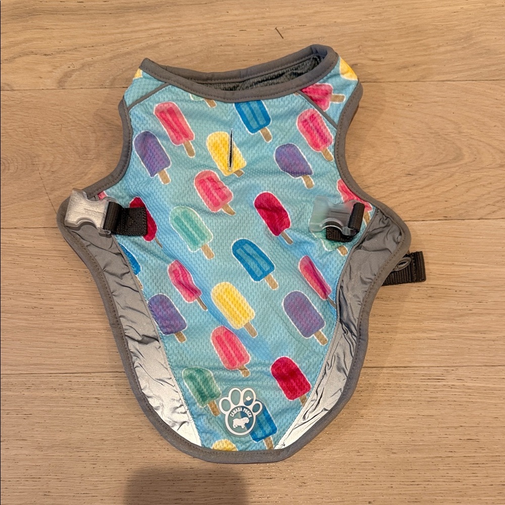 Canada Pooch Chill Seeker Cooling Vest